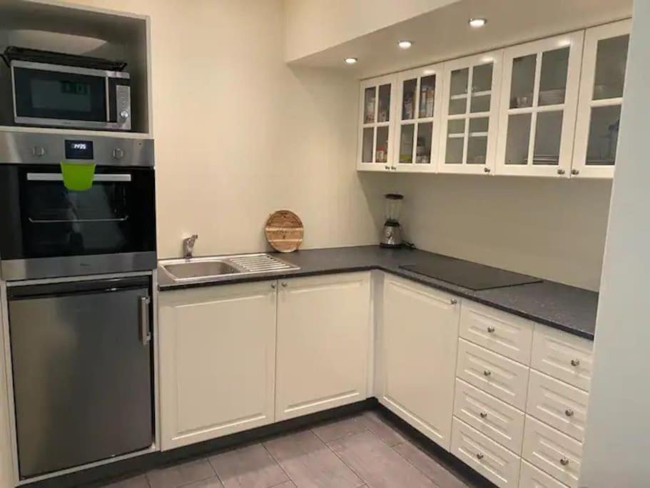 Husavik 2 Bedroom Apartment المظهر الخارجي الصورة